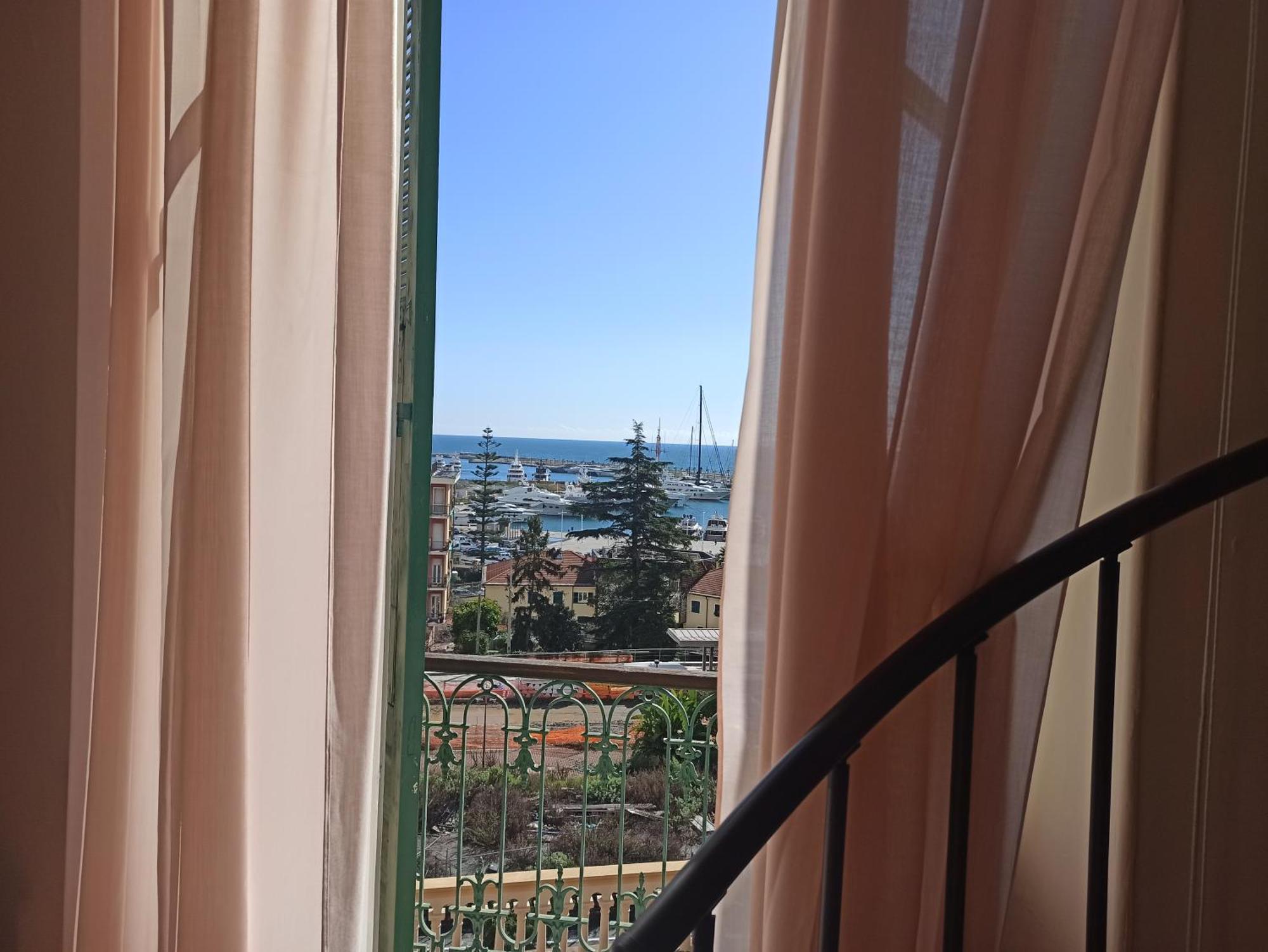 Hotel Miramare Imperia Pokój zdjęcie
