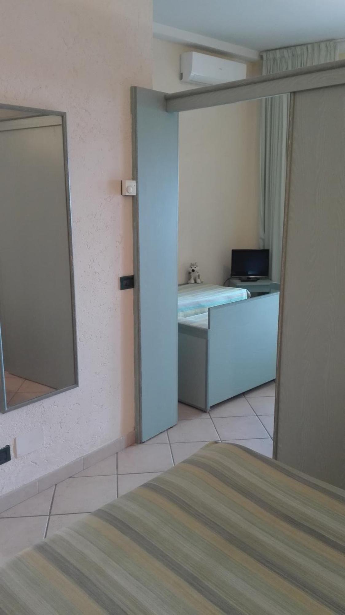 Hotel Miramare Imperia Pokój zdjęcie