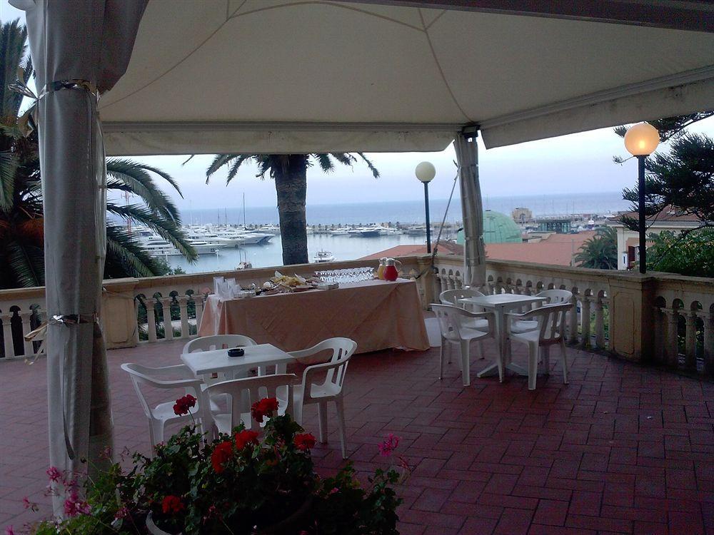Hotel Miramare Imperia Zewnętrze zdjęcie