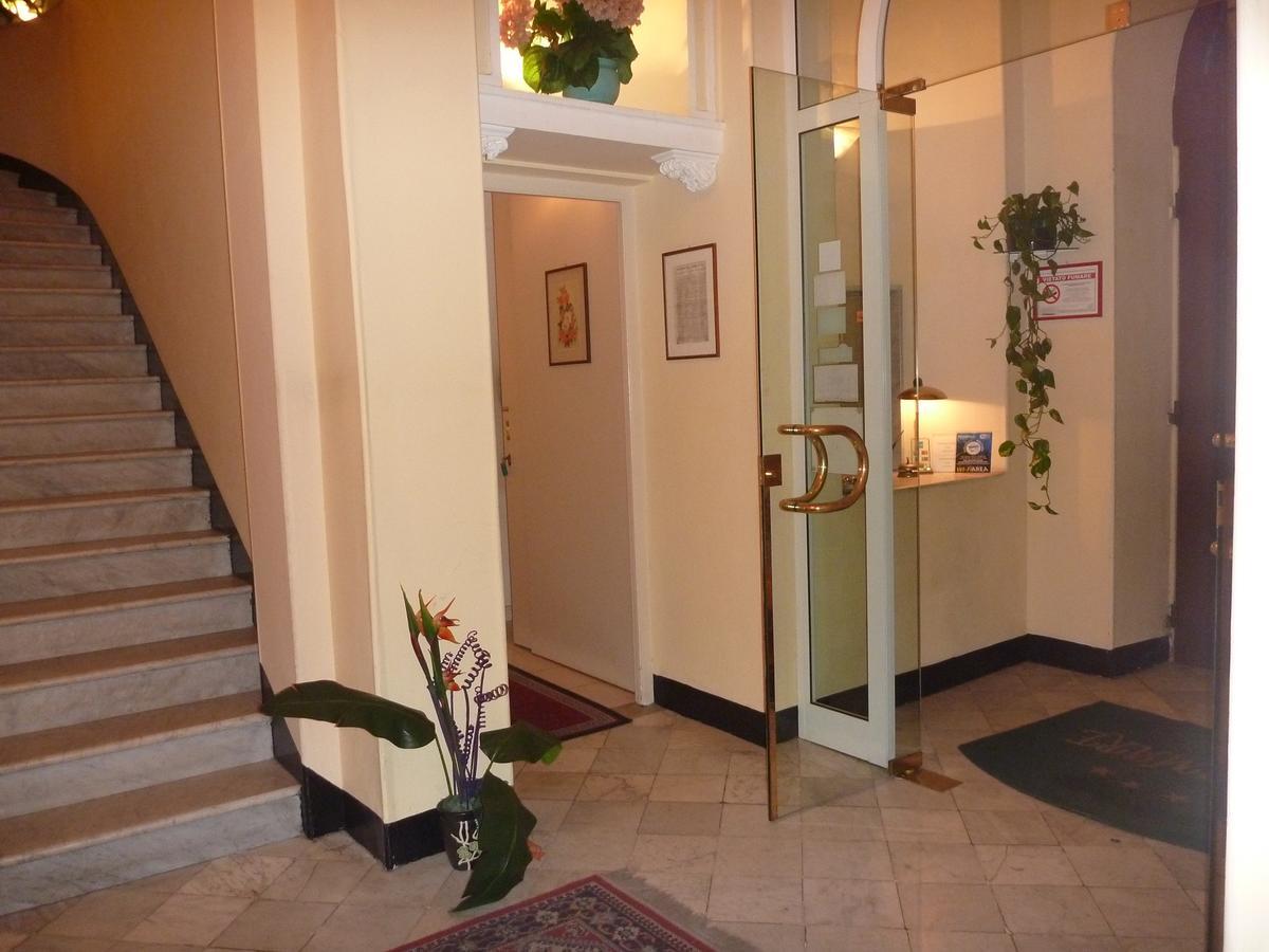 Hotel Miramare Imperia Zewnętrze zdjęcie